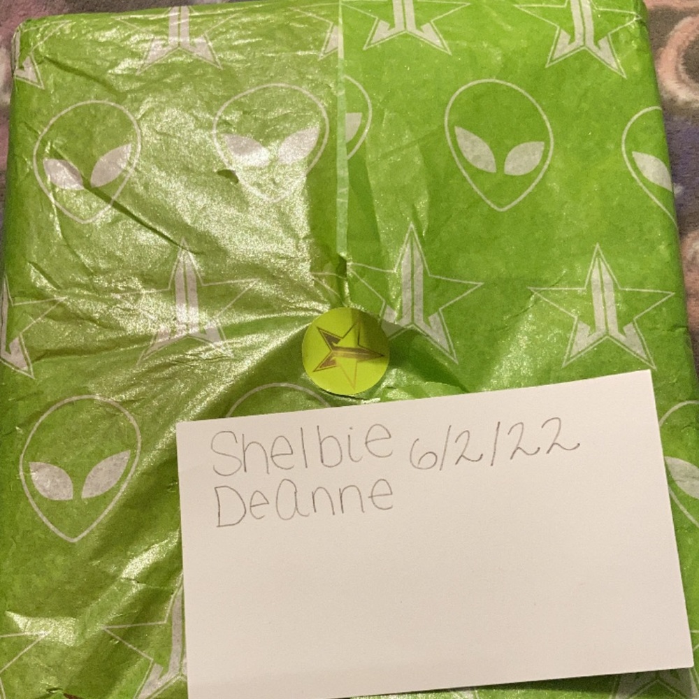 Alien BNIB